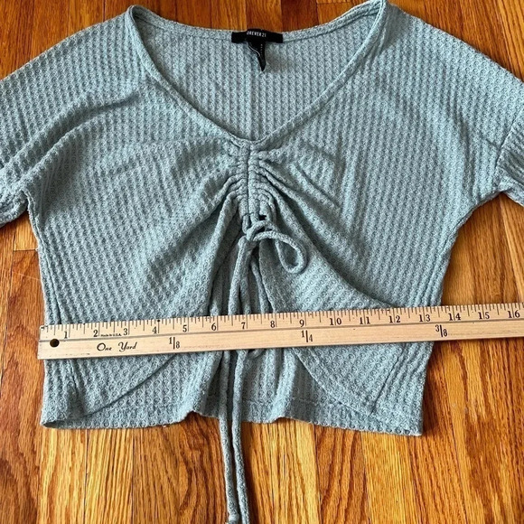 Forever21 crop top - Picture 5 of 8